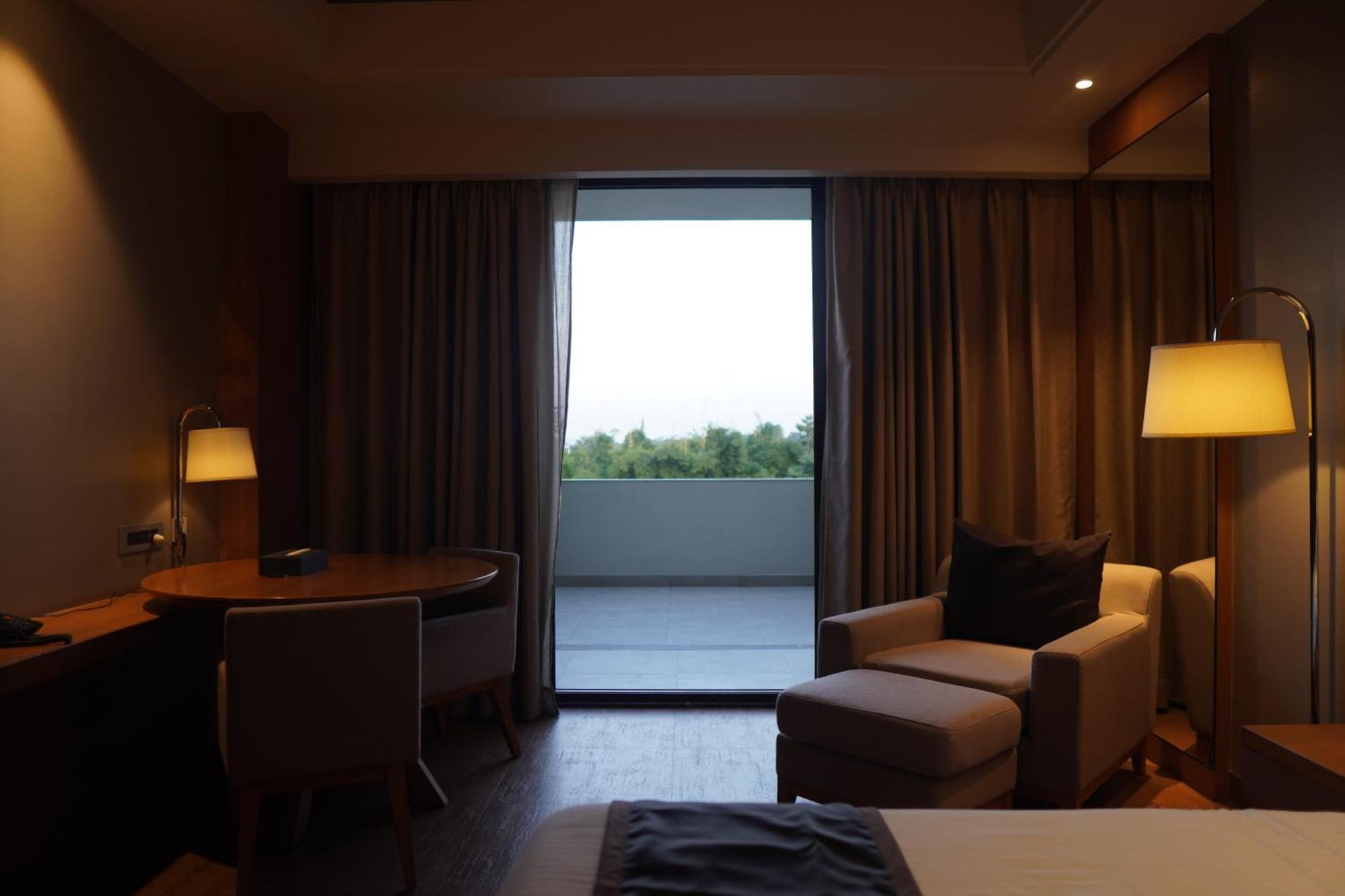 Kiranshree Grand Hotel Guwahati Exterior foto