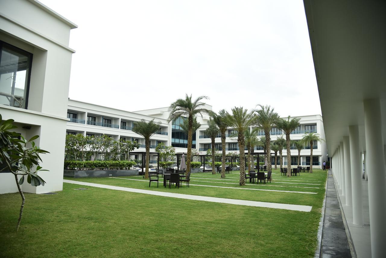Kiranshree Grand Hotel Guwahati Exterior foto